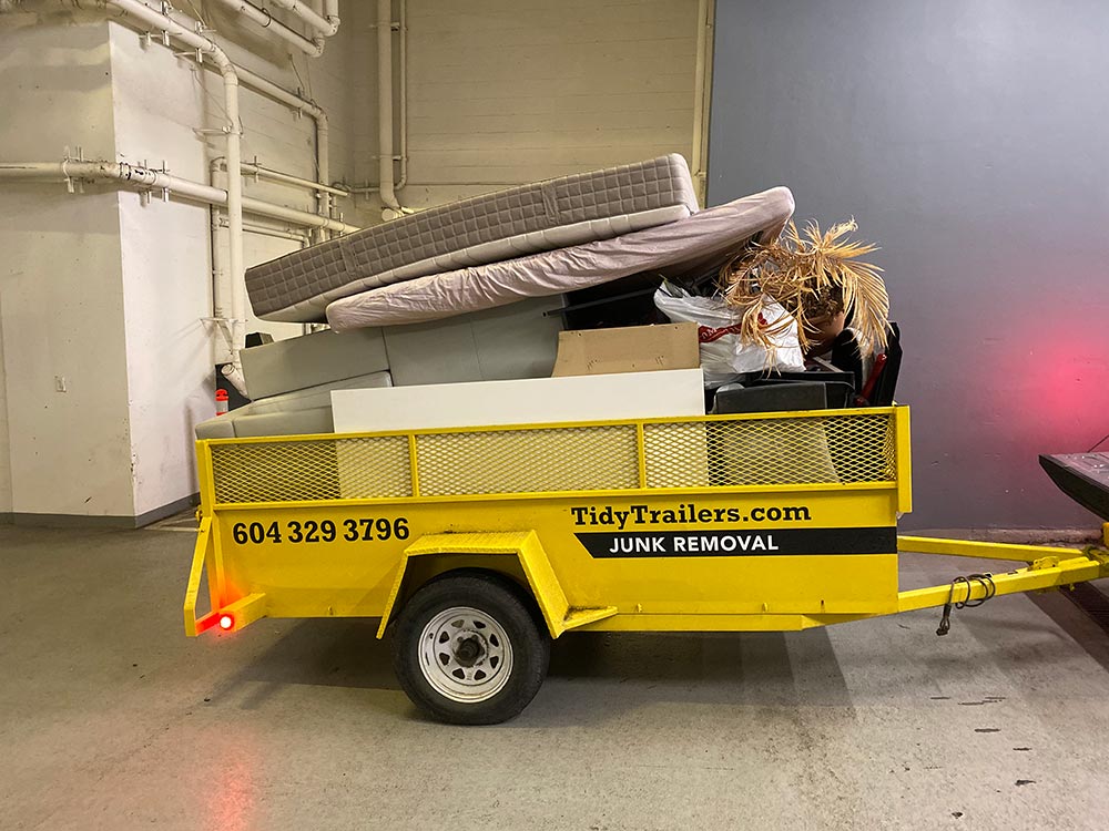 We Load It – 1 person (strata junk days)